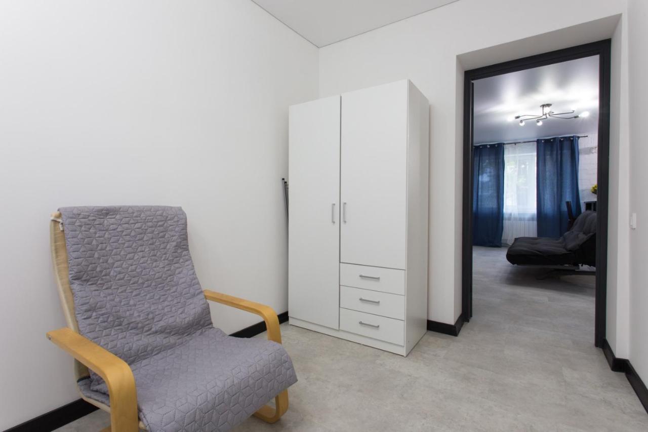 Appartement Covent - Garden - Kharkiv Extérieur photo