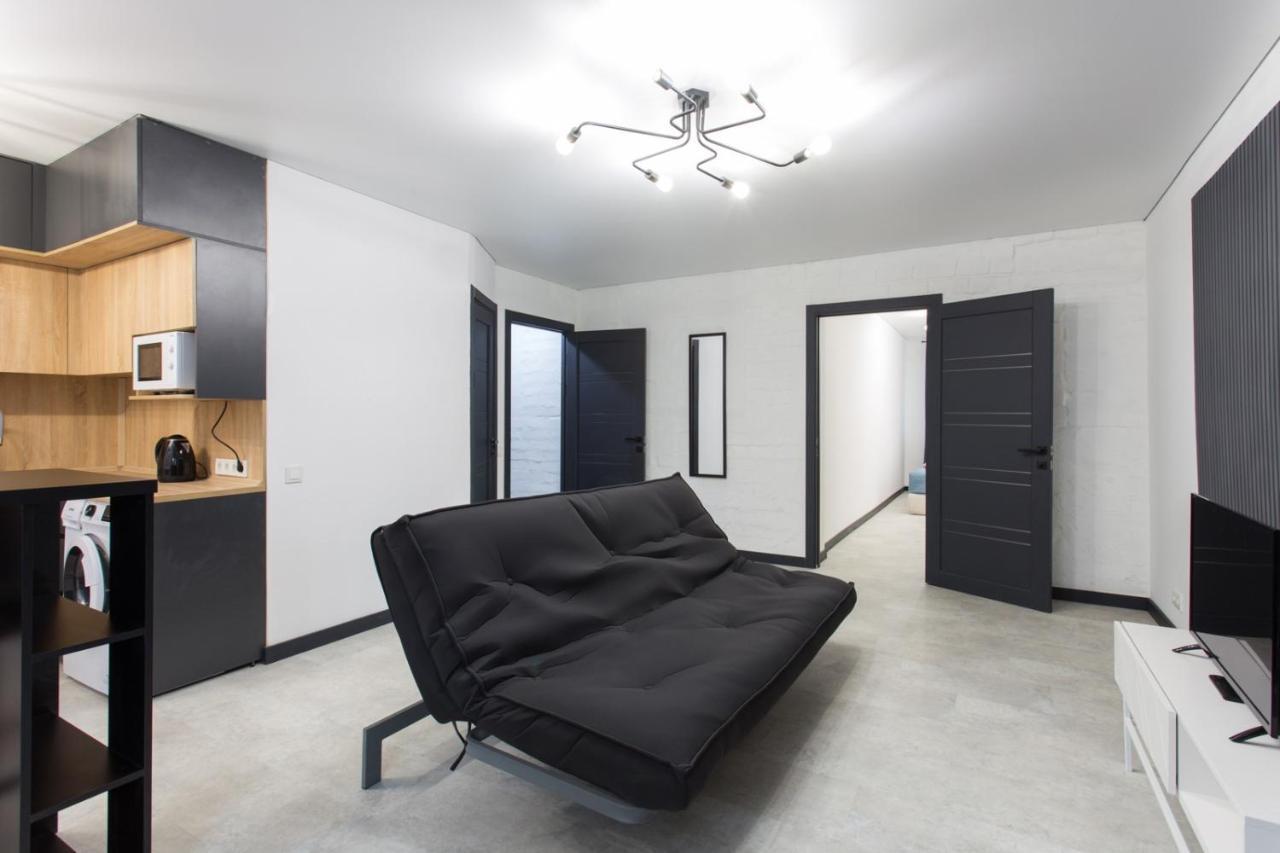 Appartement Covent - Garden - Kharkiv Extérieur photo